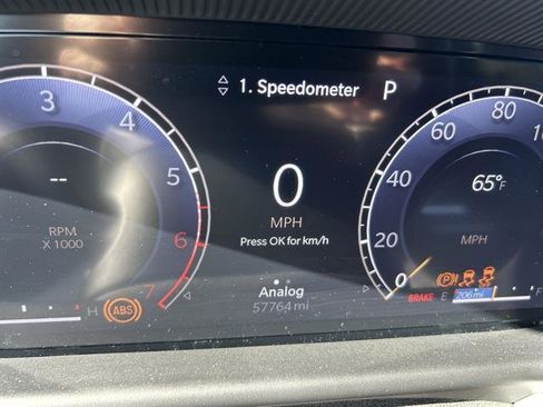 Used 2024 Jeep Wagoneer Series II w/ Flexible Seating Group image 19