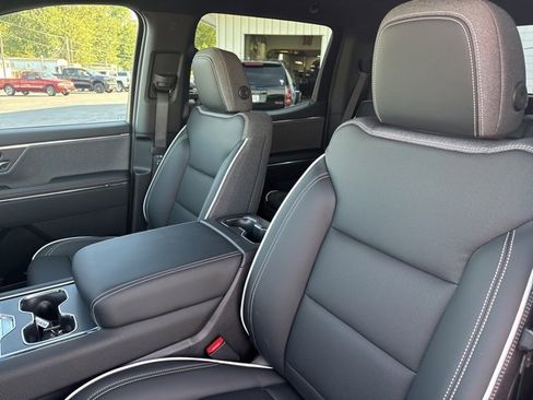 New 2026 GMC Sierra EV Elevation image 10