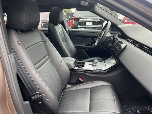 Used 2024 Land Rover Range Rover Evoque S image 30