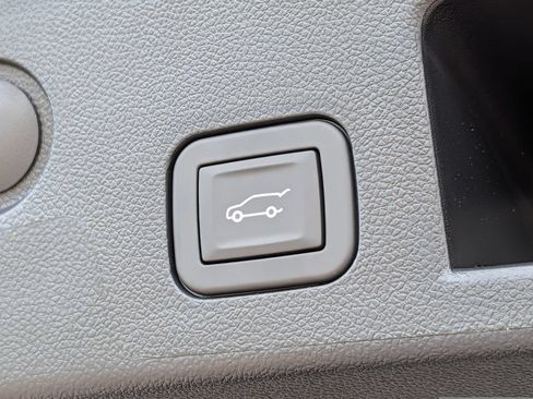 New 2026 GMC Terrain Denali AWD/4WD image 30