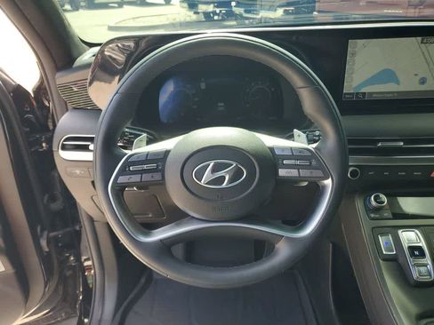 Used 2024 Hyundai Palisade Calligraphy image 25