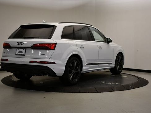 Used 2026 Audi Q7 3.0T Premium Plus w/ Premium Plus Package AWD/4WD image 5