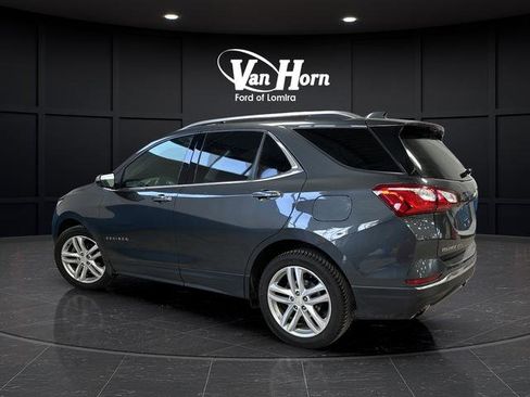 Used 2020 Chevrolet Equinox Premier image 3