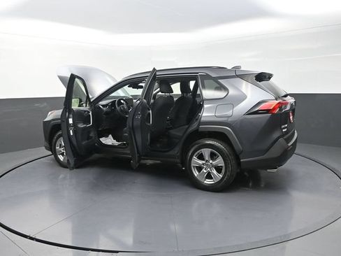 Used 2025 Toyota RAV4 LE AWD/4WD image 42