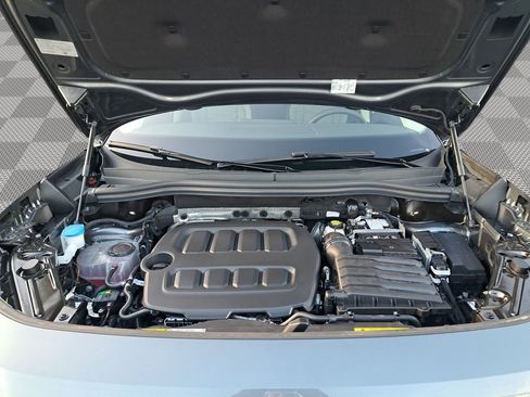 New 2025 Volkswagen Tiguan S image 28