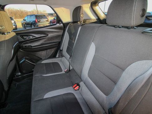 Used 2025 Chevrolet TrailBlazer LT image 9