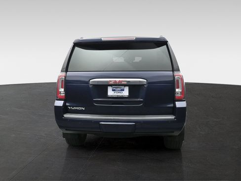 Used 2020 GMC Yukon Denali w/ Open Road Package AWD/4WD image 3