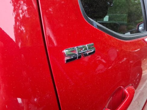 Certified 2020 Toyota Tacoma SR5 image 8