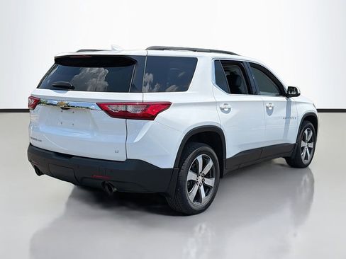 Used 2021 Chevrolet Traverse LT w/ LT Premium Package AWD/4WD image 5
