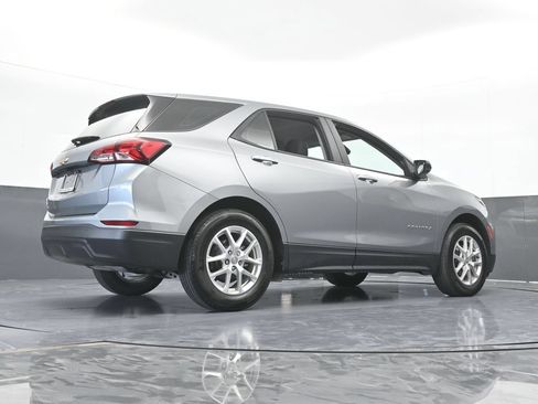 Used 2024 Chevrolet Equinox LS FWD image 55