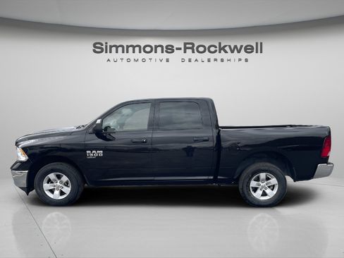 Used 2023 RAM 1500 Classic SLT w/ Trailer & Traction Group image 8