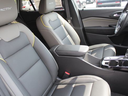 New 2026 Chevrolet Trax ACTIV w/ Driver Confidence Package FWD image 15