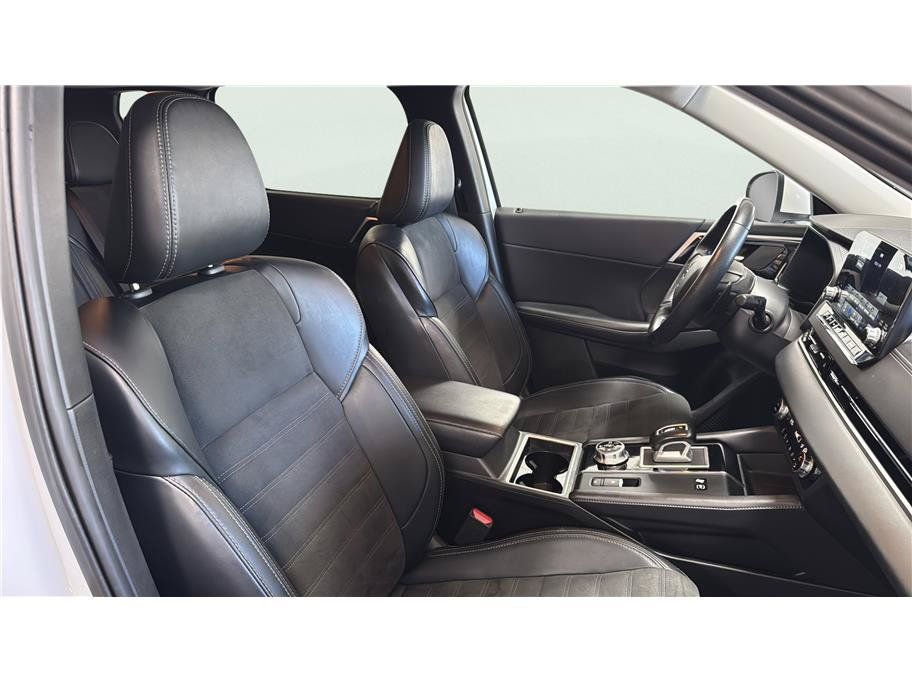 Used 2024 Mitsubishi Outlander Ralliart AWD/4WD image 21