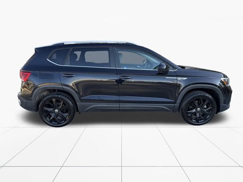 Used 2022 Volkswagen Taos SE image 10