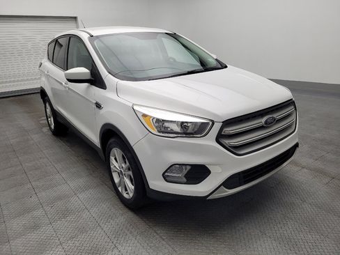 Used 2019 Ford Escape SE image 13