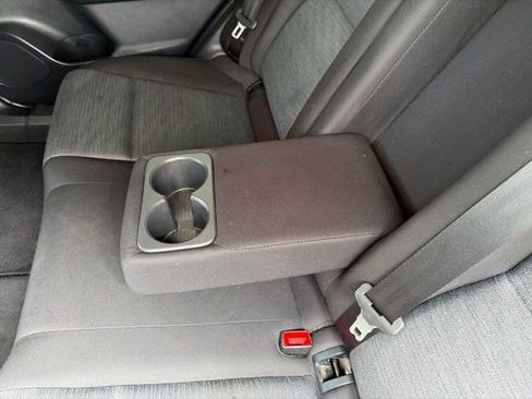 Used 2023 Nissan Rogue SV FWD image 30