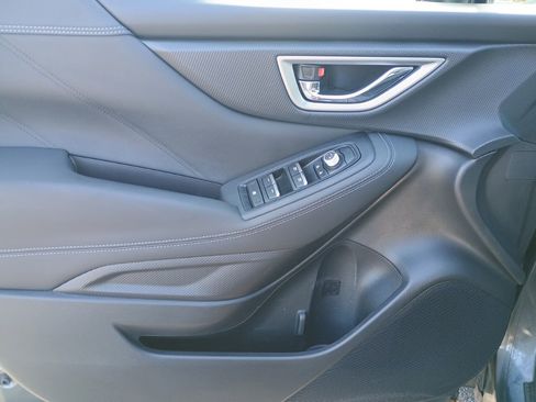 Used 2019 Subaru Forester Limited w/ Popular Package #3 image 11