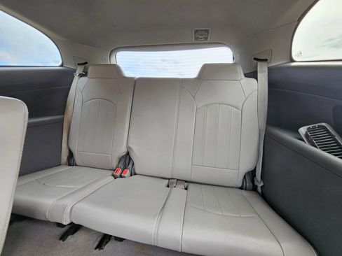 Used 2016 Chevrolet Traverse LTZ image 24