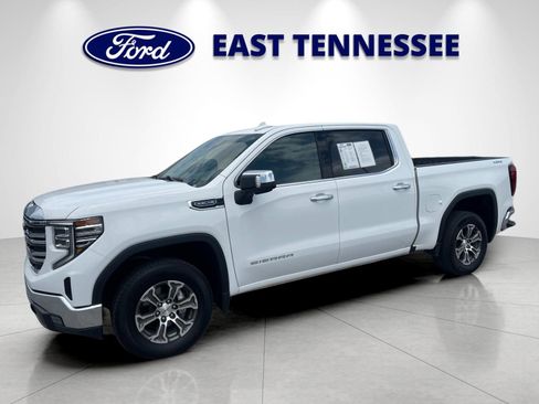 Used 2025 GMC Sierra 1500 SLT AWD/4WD image 7