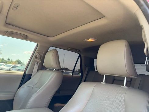 Used 2019 Toyota 4Runner Limited AWD/4WD image 10