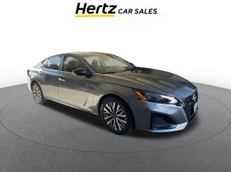 Used 2025 Nissan Altima 2.5 SV video 1