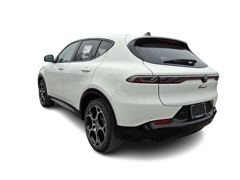 New 2025 Alfa Romeo Tonale AWD w/ Premium Package image 3