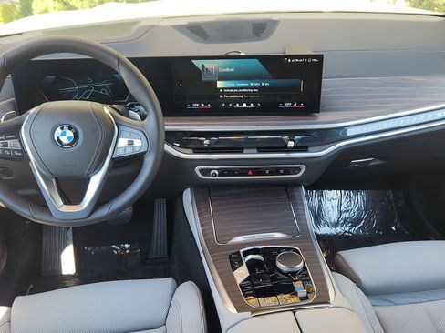 Certified 2026 BMW X5 xDrive50e w/ Premium Package AWD/4WD image 29