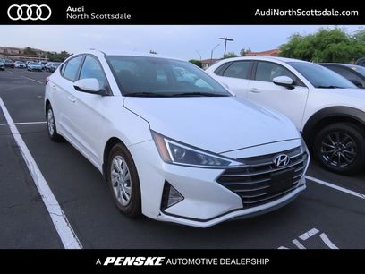 Used 2020 Hyundai Elantra SE w/ Cargo Package (C1)