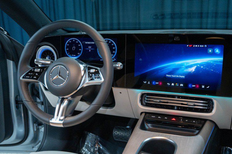 New 2027 Mercedes-Benz CLA 250+ image 17