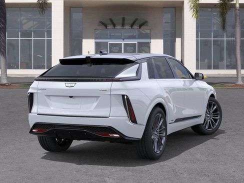 New 2026 Cadillac Lyriq V w/ LPO, Floor Liner Package AWD/4WD image 4