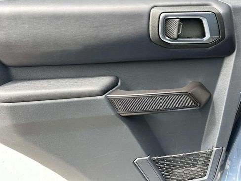 Certified 2025 Ford Bronco Outer Banks AWD/4WD image 17