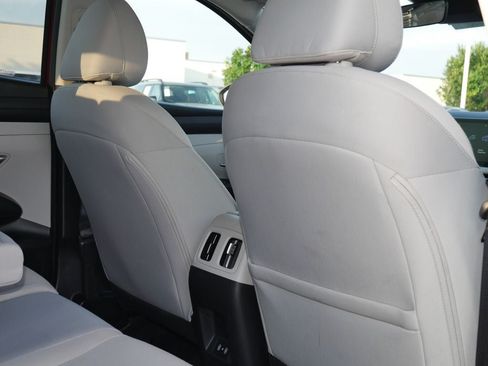 Used 2025 Hyundai Tucson SEL FWD image 25
