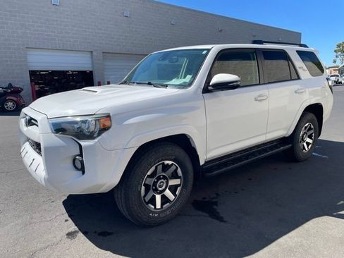Certified 2020 Toyota 4Runner TRD Off-Road Premium w/ Moonroof Package AWD/4WD image 4