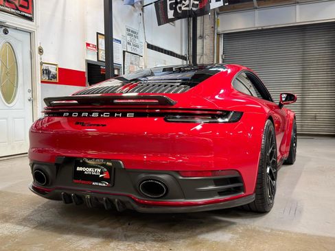 Used 2022 Porsche 911 Carrera image 6