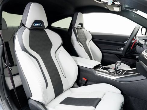 Used 2026 BMW M4 xDrive Competition w/ Executive Package image 25