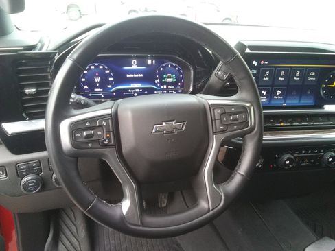 Used 2023 Chevrolet Silverado 1500 RST image 12