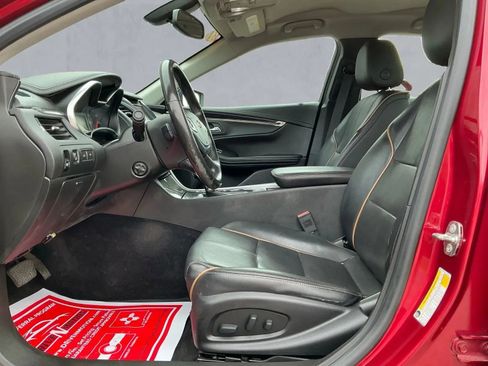 Used 2019 Chevrolet Impala Premier w/ Premier Convenience Package image 12