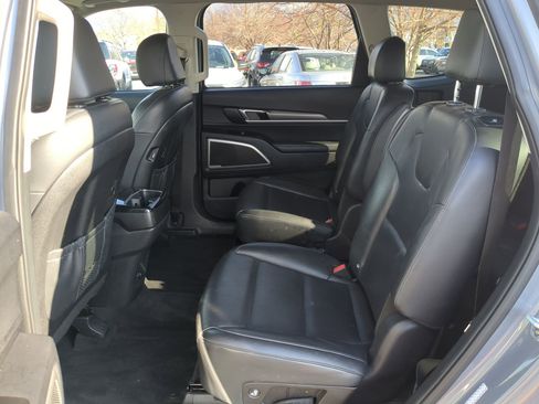 Used 2021 Kia Telluride S image 29