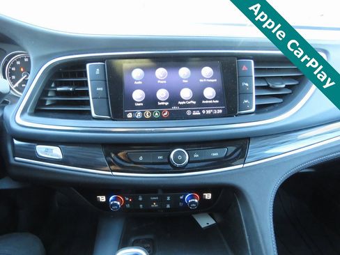 Used 2021 Buick Enclave Premium w/ Sun and Sites Package image 27