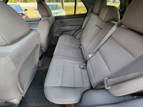 Used 2009 Kia Sorento LX image 7