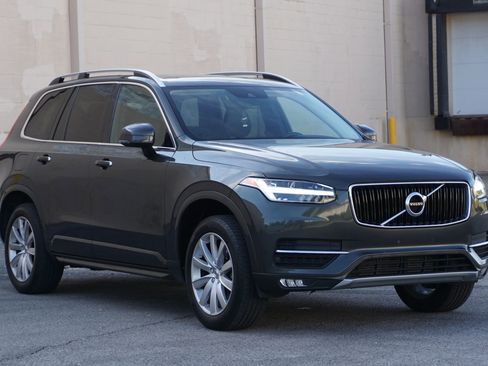 Used 2018 Volvo XC90 T5 Momentum AWD/4WD image 3