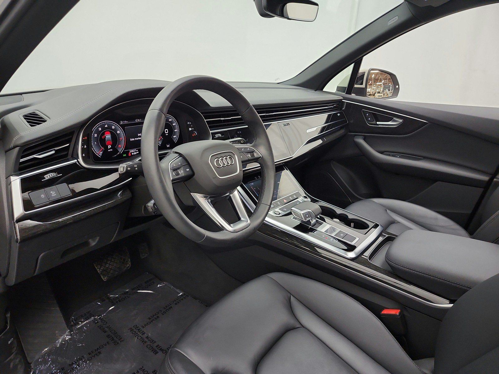 Used 2023 Audi Q7 2.0T Premium w/ Convenience Package AWD/4WD image 12