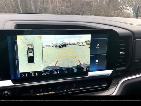 Used 2024 Chevrolet Silverado 3500 LTZ w/ LTZ Premium Package image 17