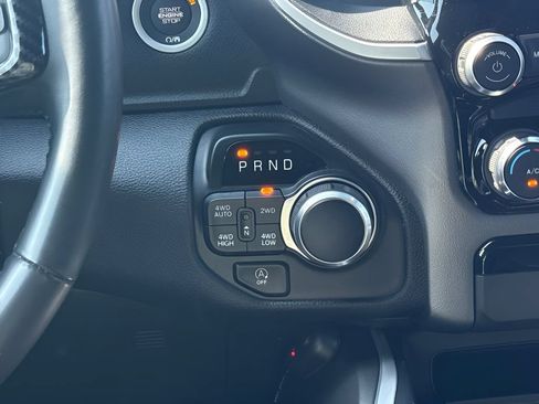 Used 2022 RAM 1500 Big Horn w/ Night Edition AWD/4WD image 15