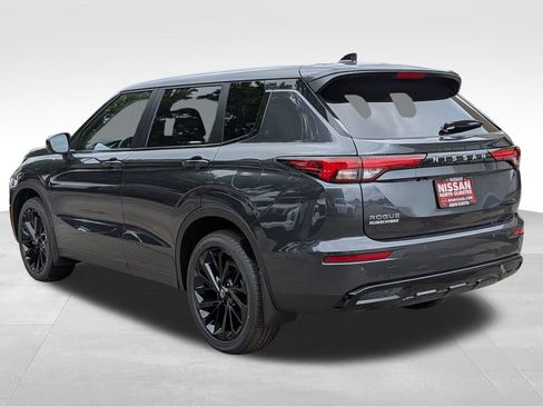 New 2026 Nissan Rogue SL AWD/4WD image 10