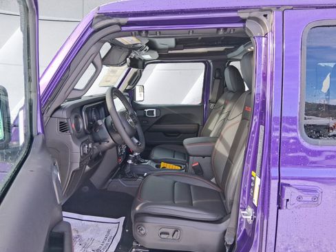 New 2026 Jeep Wrangler Unlimited Rubicon w/ Technology Group image 10