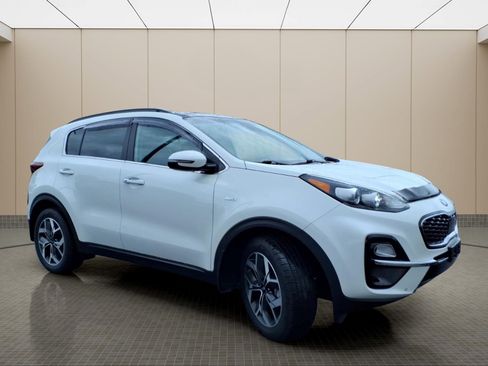 Used 2022 Kia Sportage EX w/ EX Technology Package AWD/4WD image 4