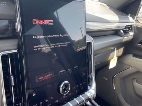 New 2026 GMC Yukon XL Elevation w/ Elevation Premium Package RWD image 19