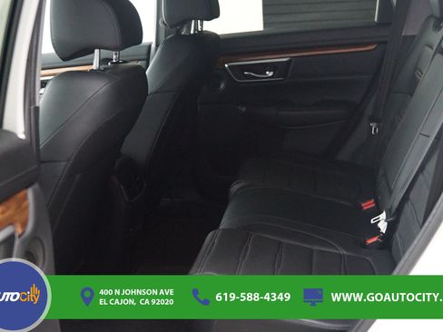 Used 2017 Honda CR-V Touring image 14
