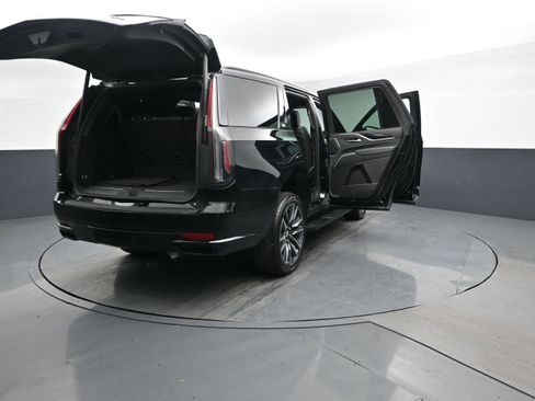 Used 2023 Cadillac Escalade Sport image 28